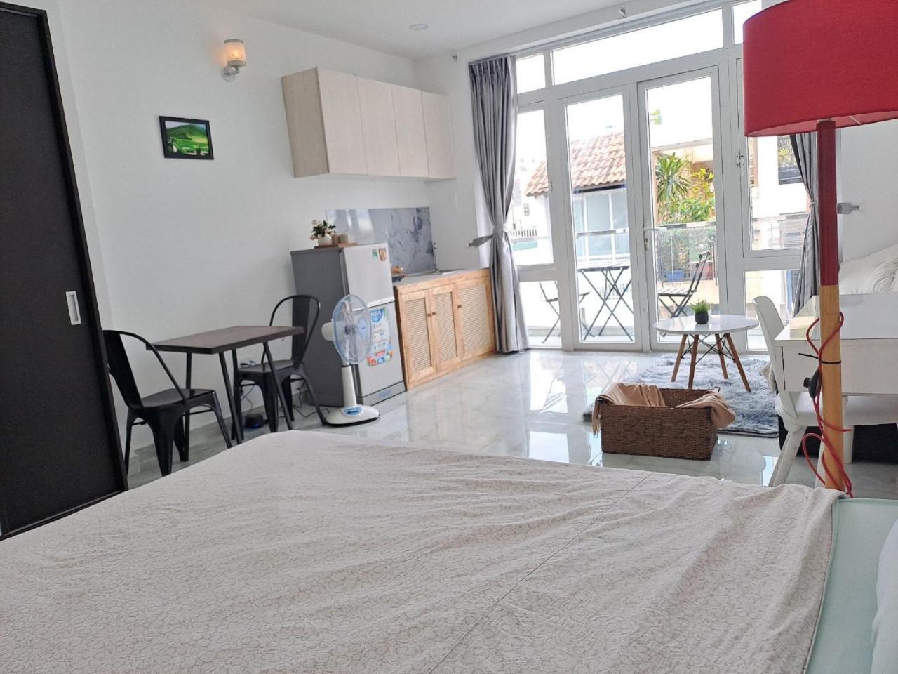 Cozy Studio At Hai Ba Trung St., Dist 3 Near Tan Dinh Market ホーチミン市 エクステリア 写真