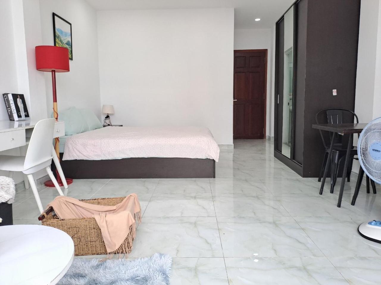 Cozy Studio At Hai Ba Trung St., Dist 3 Near Tan Dinh Market ホーチミン市 エクステリア 写真
